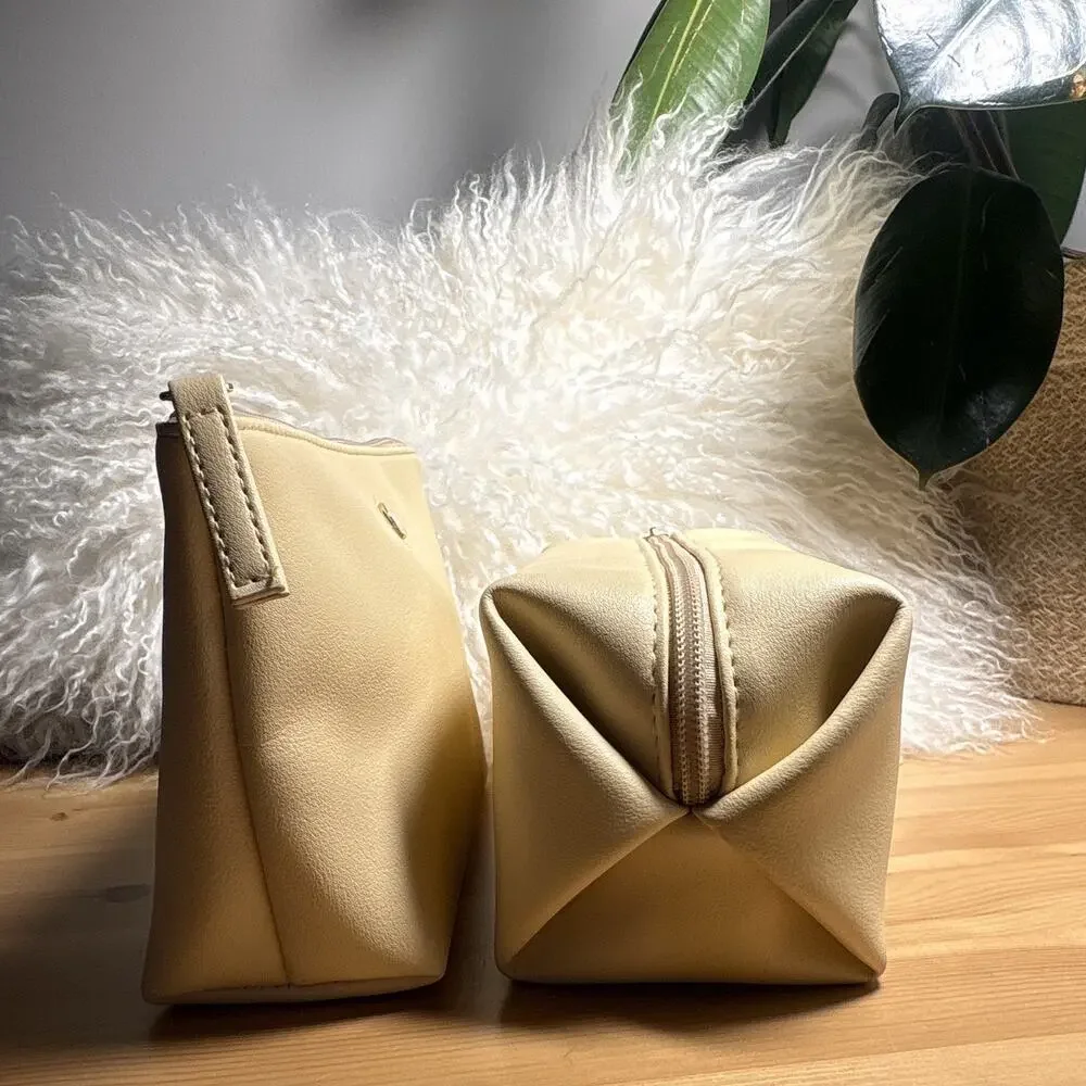 New Set of 2 Bvlgari Emirates Makeup Bag Beige Zip Cosmetic Pouch Pocket